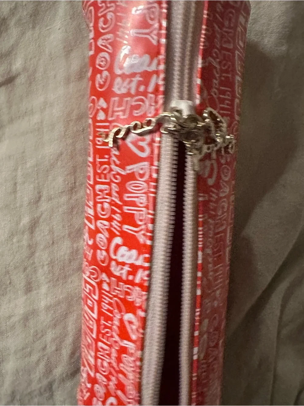 Coach Poppy Y2K barrel pencil or cosmetic case - Picture 2 of 3